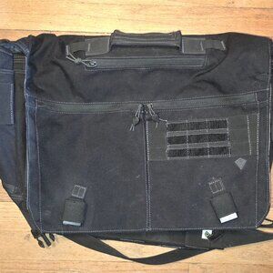 First Tactical Ascend Messenger 25L